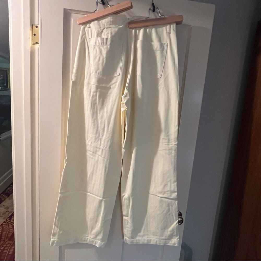 Old Navy Women’s High-Waisted baggy wide leg  jeans, Parchment, Size 12, NWOT
